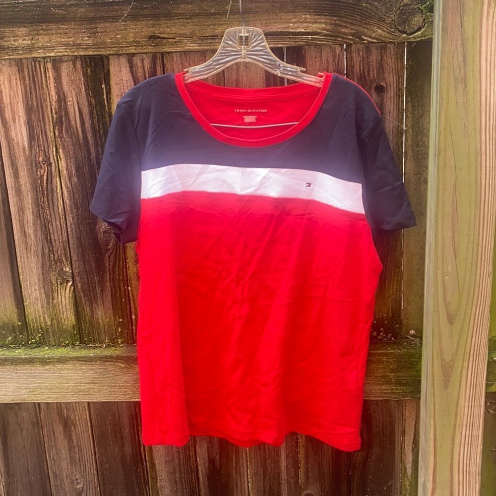 Tommy Hilfiger tee sz. XXL